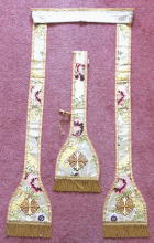 White Antique Brocade Roman Vestment